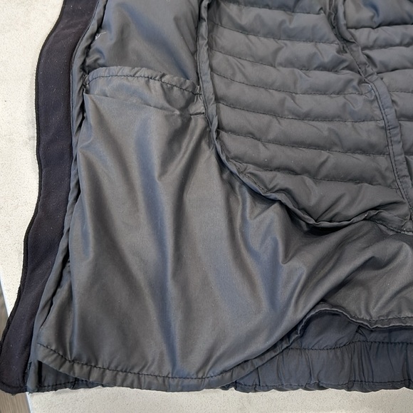 Lululemon Fluffin Awesome Vest Black Puffer Down Women’s - Picture 10 of 16